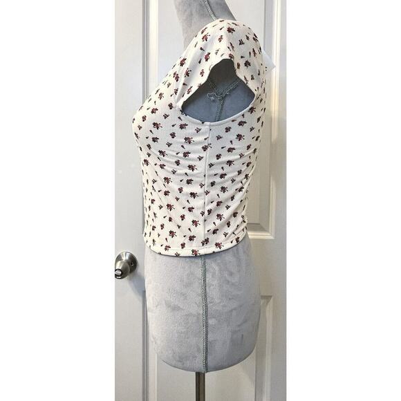 LIVE IN THE MOMENT Floral Print Cropped Tee Peasant Square Neck L Y2k Delicate - Picture 3 of 8